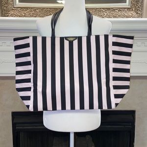 NWOT Victoria’s Secret Canvas Bag w/ Bonus Make Up Bag Light Pink/ Black Stripe